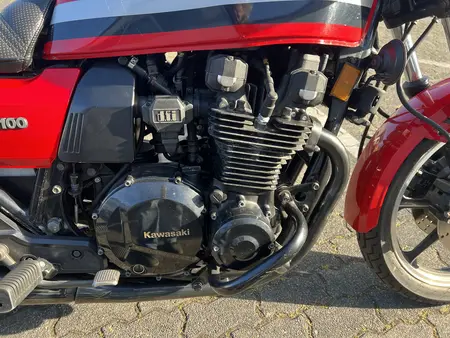 Kawasaki GPZ 1100 B2 DFI