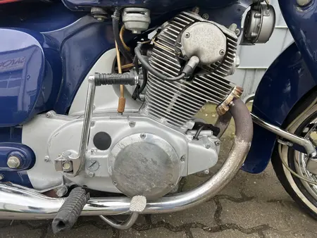 Honda CA 77