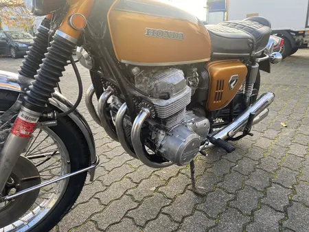 Honda CB 750 Four gold