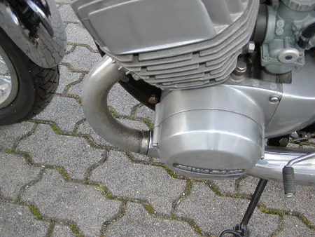 Kawasaki 750 H2 A Mach 4
