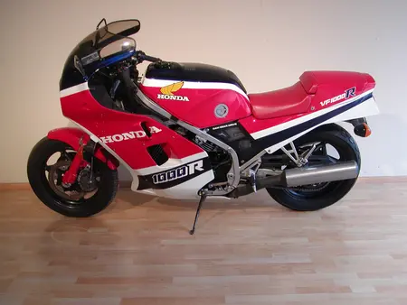 Honda VF 1000R