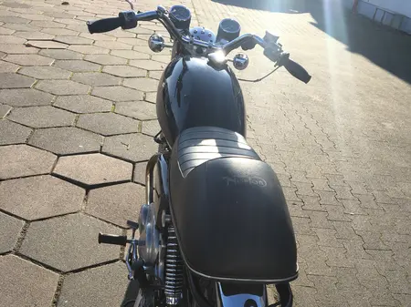 Norton Commando 850