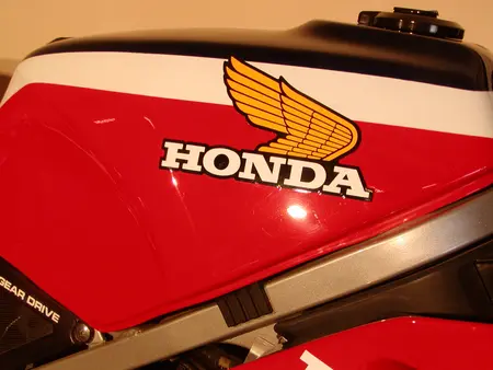 Honda VF 1000R