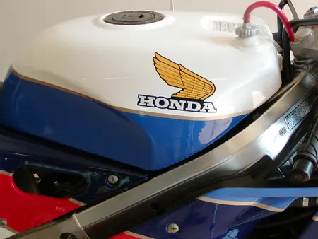 Honda VFR 750R RC30
