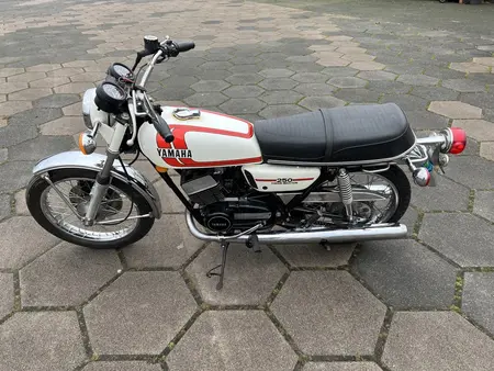 Yamaha RD 250