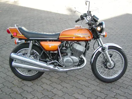 Kawasaki 750 H2 A Mach 4