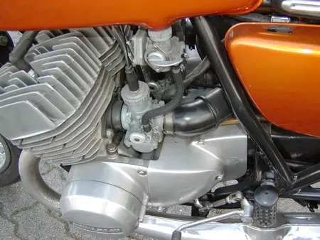 Kawasaki 750 H2 A Mach 4