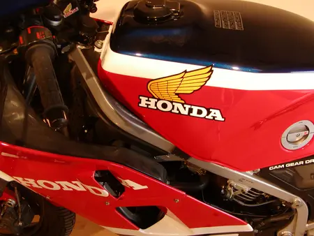 Honda VF 1000R