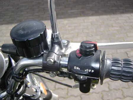 Kawasaki 500 H1 Mach 3